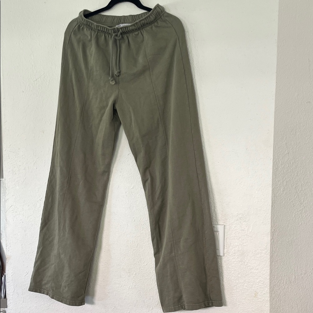 Zara Men's Khaki Chinos
